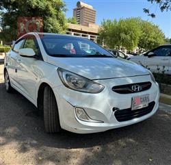 هیوندای ئەکسنت
